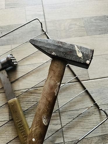 acar naborları: Dəmirçi alətləri dəsti - 1 ədəd ağır çəkic: kvadrat formalı polad — 3