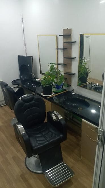 berber salon mebeli: Peşəkar bərbərxana salon avadanlıqları satılır – tam işlək dəst — 1