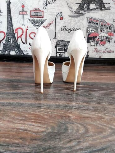 белые туфли новые: Туфли, Размер: 36, цвет - Белый, Новый — 1