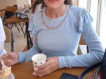 Svitşotlar: - Model: uzunqollu, dairəvi yaxalı - Material: yumşaq, elastik — 1