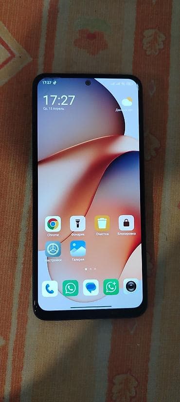galaxy note: Xiaomi Redmi Note 12 (görsellərdə) - Ekran: 6.67" AMOLED, mərkəzi — 9