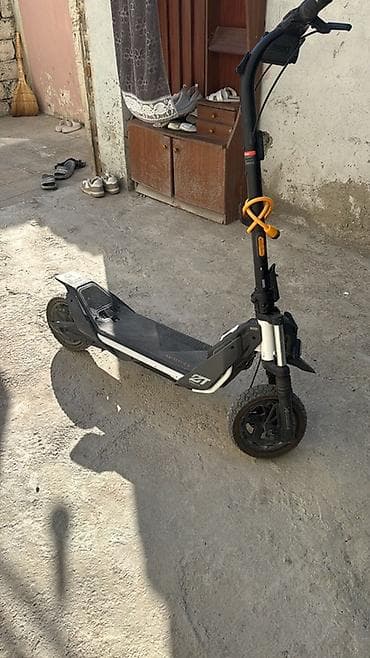 Yeni Elektrik samokat 11", > 1000 Vt, > 45 km/s
