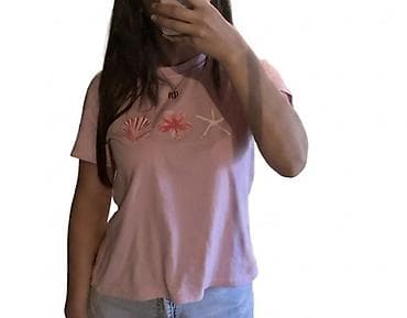 Futbolkalar: Təcili satılır ! T -shirt S razmer 1defe geyinilib materialı çox — 1