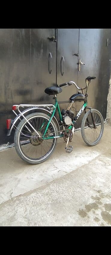 3 təkərli moped: Motorlu velosiped – pedallı və benzinlə işləyən hibrid nəqliyyat — 3