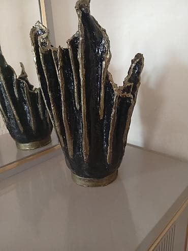 Vazalar: Bir vaza — 2