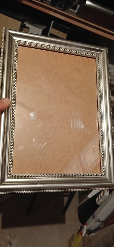 divarda resm: Çərçivə А4 (21 x 29.7 sm), Taxta — 3