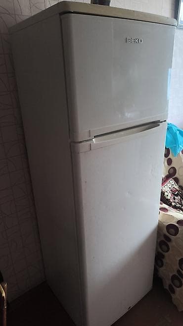 ikinci el soyduclar: İşlənmiş 2 qapılı Beko Soyuducu Satılır, rəng - Ağ — 1