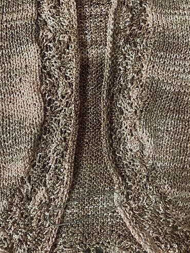 deri jaket: Əl işi toxunma qısa kardiqan - Rəng: bej–şokolad qarışığı, yüngül — 2