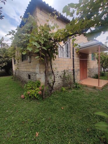 keşlede kiraye evler 2020: Çobankolun gireceyinde radardan 50 m içəridə, kürsülü, birmərtəbəli — 3