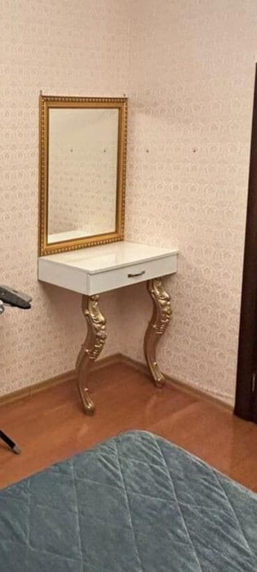 İnformatika: Güzgülü masa satılır — 1