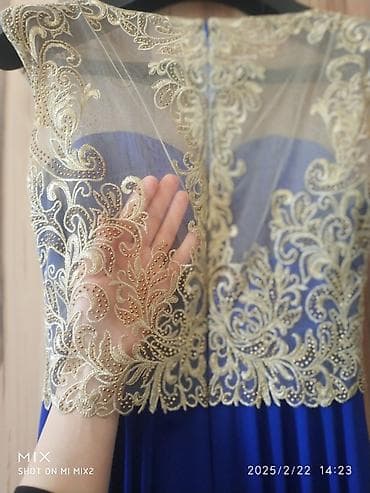 muncuqdan canta: Bu don 190 AZN-ə alınıb. 2 dəfə geyinilib. İndi isə 70 AZN-ə satılır — 4