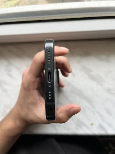 Бытовая техника: IPhone 15, 128 ГБ, Face ID — 4