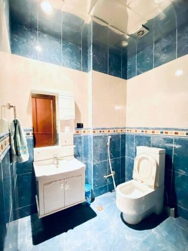 yeni guneslide 5 otaqli evlerin qiymeti: 3 otaqlı, Yeni tikili, 195 kv. m — 2