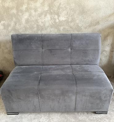 stollar ve stullar: Minimalist qonaq otağı dəsti - 2 nəfərlik kompakt divan: Boz rəngli — 1