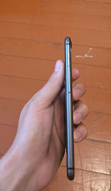 iphone original adapter: IPhone 8 Plus, 64 GB, Space Gray, Barmaq izi — 5