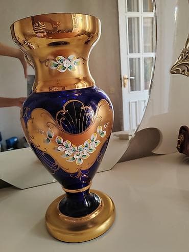 Vazalar: Bir vaza, Bogem şüşəsi — 3