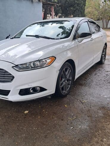 Tofas: Ford Fusion – ağ rəng, sedan Texniki xüsusiyyətlər: - Avtomatik — 2