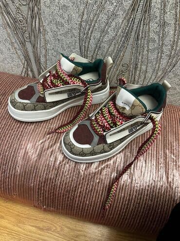 supunatorlu uşaq şəp şəpləri: Gucci 39 razmer — 2