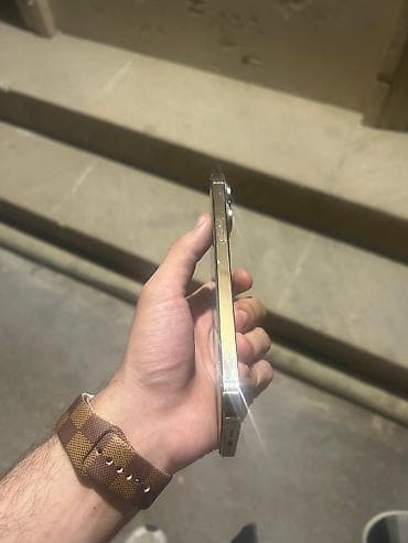 playstation 5 irşad: IPhone 14 Pro, 128 GB, Qara, Face ID — 5