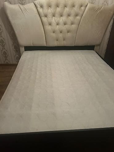 Mebel: iki nəfərlik çarpayı və matras - Ölçü: təxmini 160x200 sm — 1