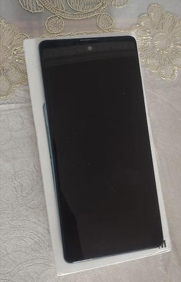 Tecno 128 ГБ, цвет - Голубой, С документами