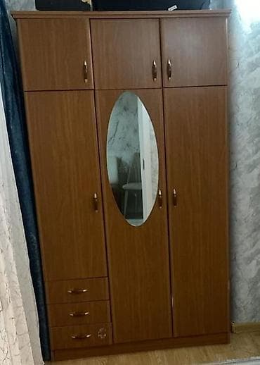 3 qapılı, Güzgülü, Qəhvəyi, Taxta, Açılan, Düz dolab