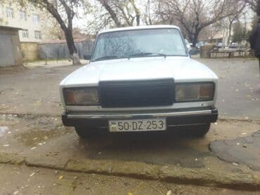 vaz 2107 qapi uzlukleri: VAZ 2107, ağ rəngli sedan Xüsusiyyətlər: - Kuzov: 4 qapılı sedan, ağ — 5