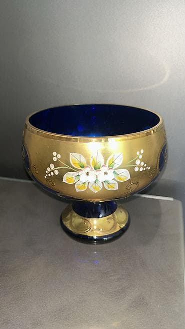 şaxta baba saxta can: Tort və şiriniyyat qabı — 1