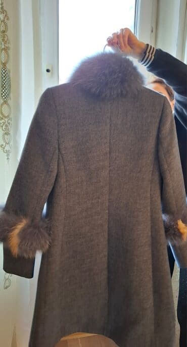 Pencəklər: IADEM Collection qadın palto - Rəng: boz - Beden: 36 (etiketdə — 2