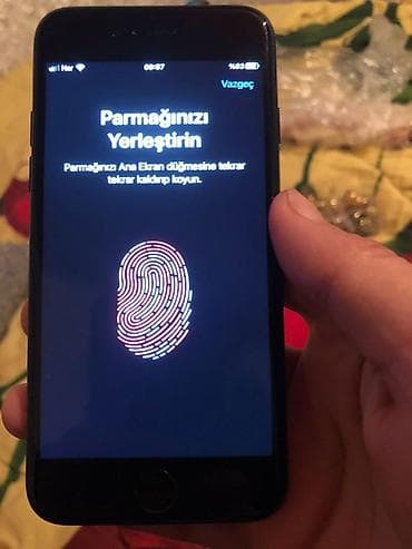 ayfon 7 plus ikinci el: IPhone 7, 128 GB, Qara, Barmaq izi — 5