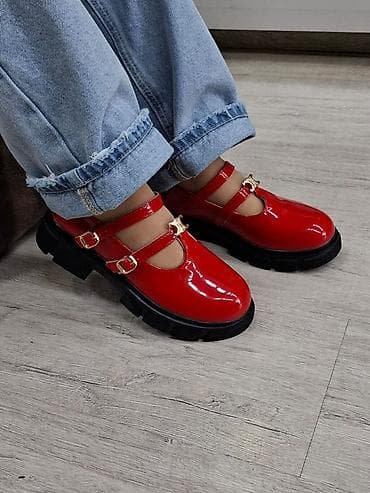 xanimlar: 30 deyil❌❌ 17 azn ✅✅ Qadınlar üçün laklı Mary Jane ayaqqabılar - — 2