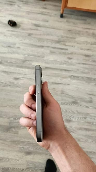 soba şuşəsi: IPhone 15 Pro, Gümüşü — 6