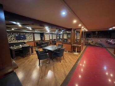 kirayə restoranlar: İçəri şəhər metrosunun yaxınlığında, 360 kv sahəsi olan (yarızirzəmi — 13