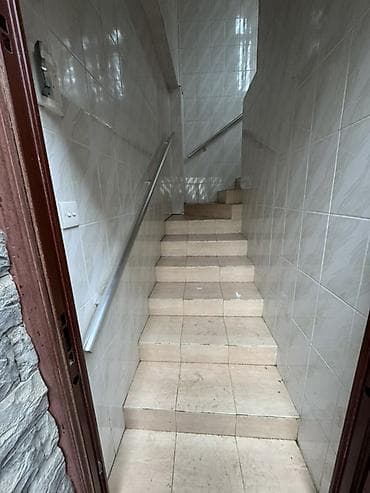 Qarajlar: Bileceride abide ve ag saraya yaxin heyet evi kiraye verilir. Evde her — 3