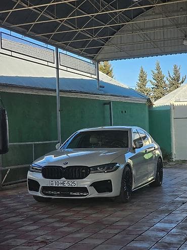 bmw m3 gtr: BMW 5 series: 2 l | 2017 il Sedan — 2