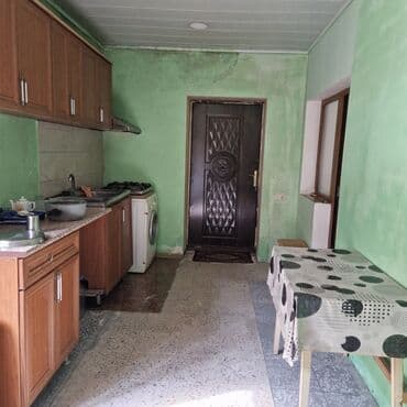 emlak az xezer rayonu bine qesebesi südcülük savxozu: 2 комнаты, 80 м² — 4
