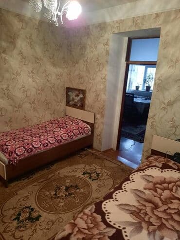 makler gence: 3 otaqlı, 70 kv. m, Orta təmir — 3