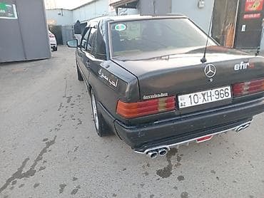masin zapcast: Mercedes‑Benz 190 (W201) sedan Xüsusiyyətlər: - Ban: 4 qapılı sedan — 10