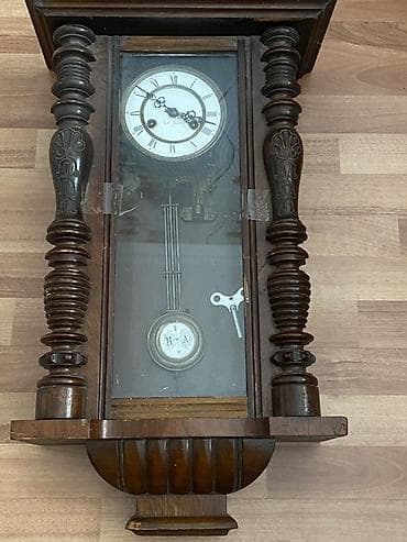 dini divar saatlari: Divar saatları, Mexaniki, Mayatnik — 1