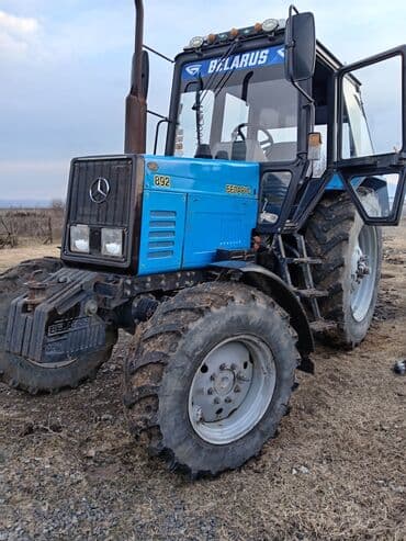 Su nəqliyyatı: Məhsul: Belarus 892 traktor - Model: Belarus 892 (Minsk Traktor — 2