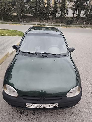 baqaj duqasi: Opel Corsa: 1.4 l | 1996 il 217419 km Hetçbek — 2
