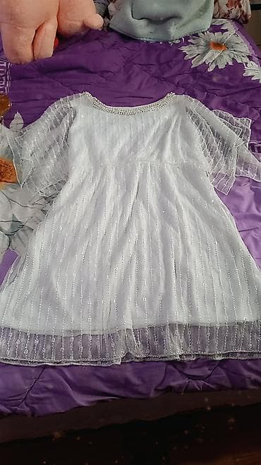 Ağ rəngli zərif nişan, nikah, toy geyimi - Boyun hissəsi incə inci