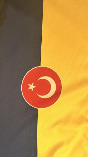 guleş triko: Fenerbahce forma tam yeni 100 yillik formasi — 4
