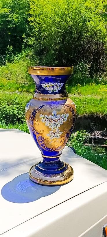 Bir vaza, Bogem şüşəsi