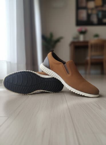 yaya by hotiç: Rahat slip-on kişi ayaqqabısı - Rəng: karamelli-qəhvəyi üstlük, arxa — 1