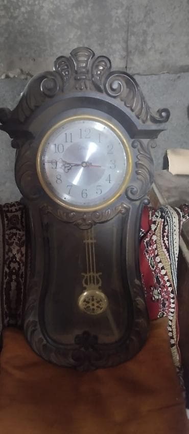 ekran ucun sekiller: Divar saatları, Elektron — 1