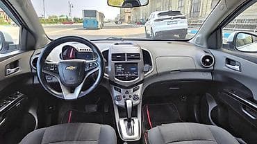 mator yastigi: Chevrolet 1600, 2011 il — 1