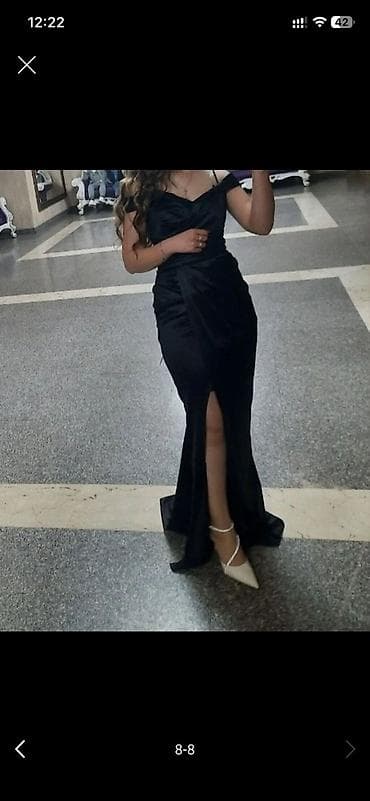paltar don: Qara gecə/libas – zərif, uzun və quyruqlu model - Rəng: dərin qara - — 1