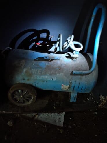 rəng vuran: Hava kompressoru (köçürülə bilən, çənli) - Rəng: mavi - Təkərli şassi — 2