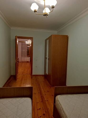 ucuz bina evləri: Sabunçu rayonu,Razin qəsəbəsi,74 nomrəli məktəbin yanında, 5 — 10